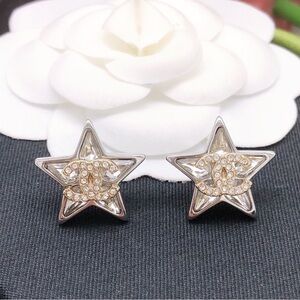 Chanel five-pointed star earrings, stud earrings
